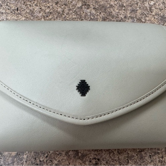 Handbags - Elegant Bone White Leather Nena & Co Women's Clutch Crossbody